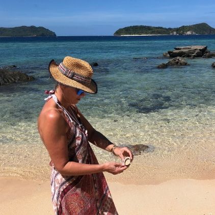 A LOVE LETTER TO THE SEA