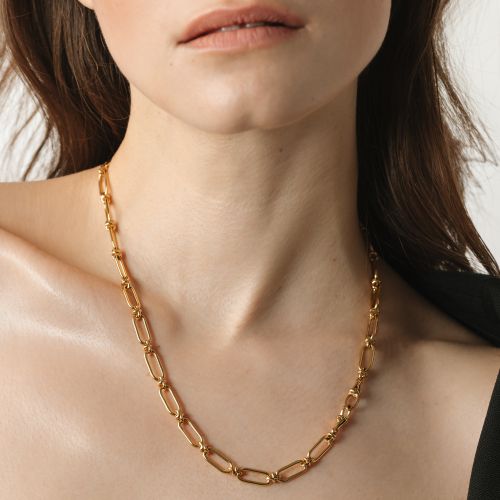 Knuckle Bold Chain Necklace
